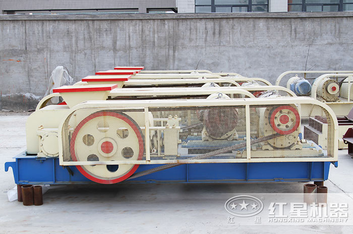 對(duì)輥式破碎機(jī)設(shè)備，價(jià)格優(yōu)惠